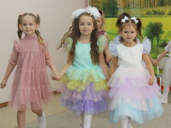 Праздник Осени в старших логопедических группах